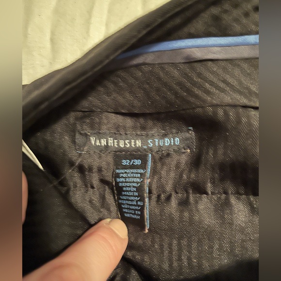 Van Heusen Dress Pants - Picture 6 of 6